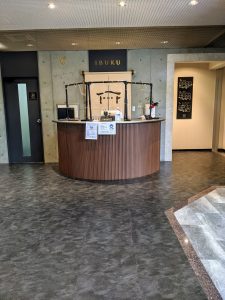 IBUKUチェックインカウンター